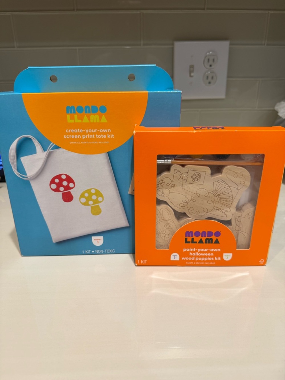 Screen Print Tote Bag Craft Kit  & wooden dogs paint kit- Ages 3+  Mondo Llama